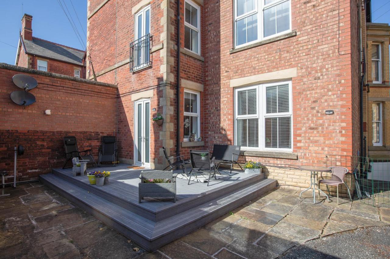 Charles Alexander Short Stay - Clifton Drive Beach Retreat Lytham St Annes Bagian luar foto